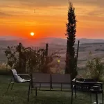 Julieta-casolare Di Campagna Recentemente Ristrutturato * Belvedere Ostrense